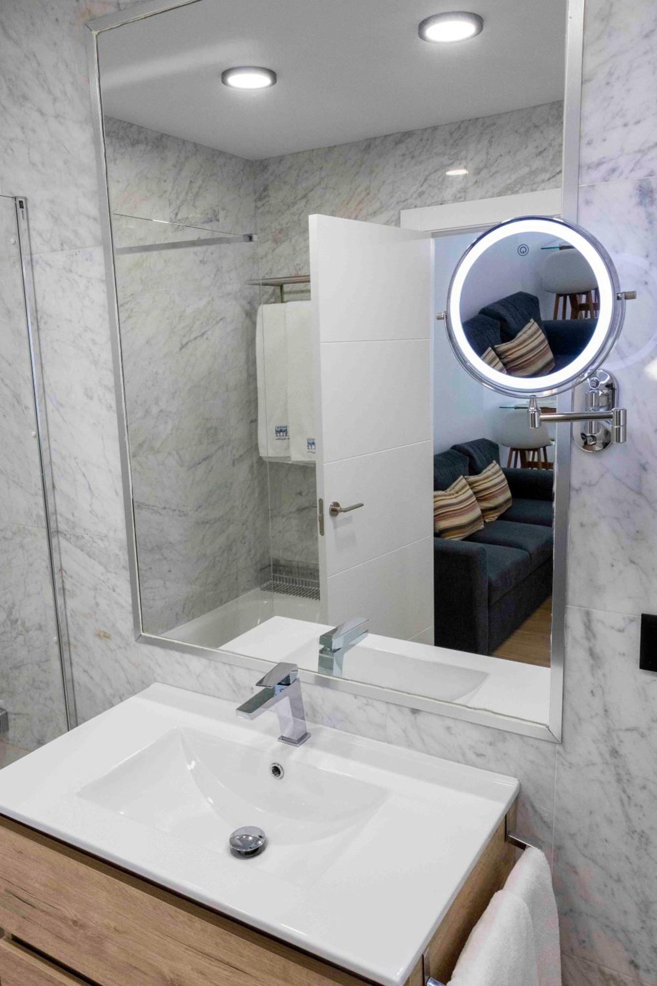 Mira San Basilio Apartment