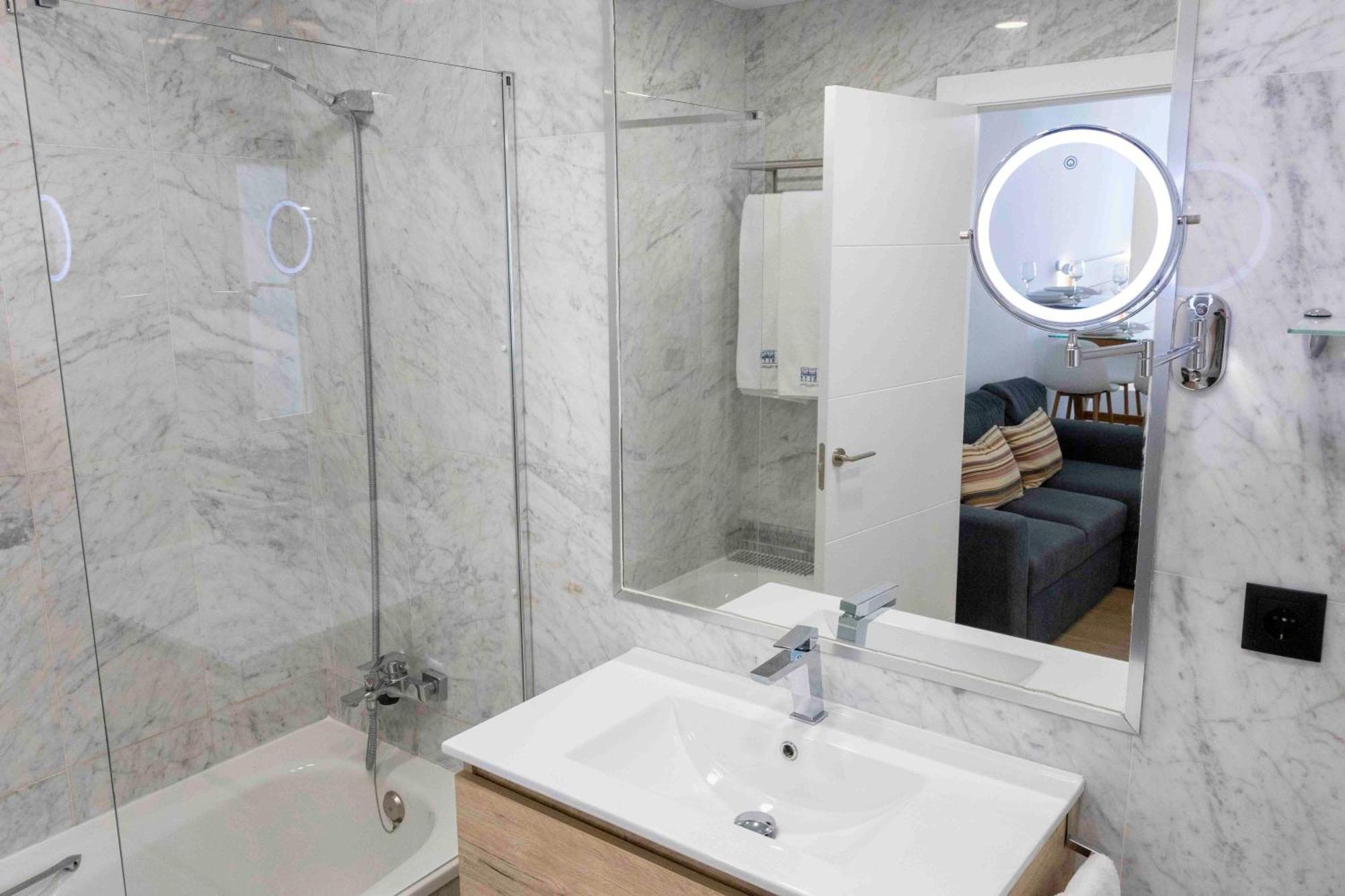 Mira San Basilio Apartment *